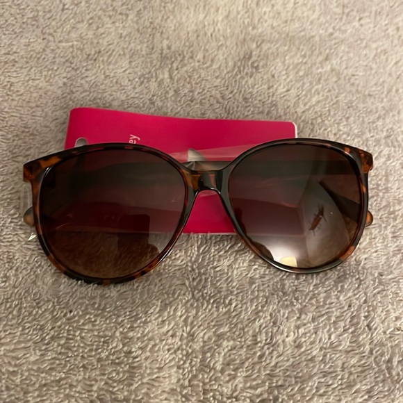 Vera Bradley Jodie Sunglasses NWT - Picture 3 of 8